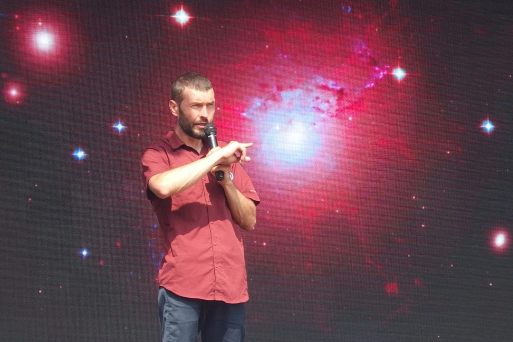 4HWF7EoJFZk.jpg 4HWF7EoJFZk.jpg